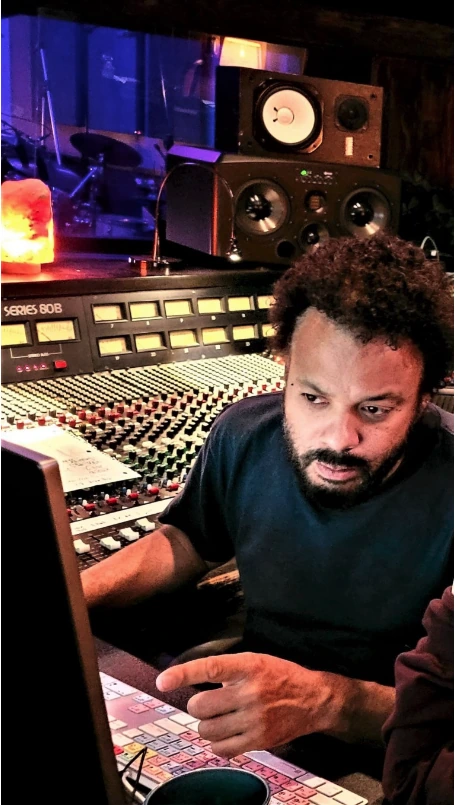 Darryl Swann in a recording studio
